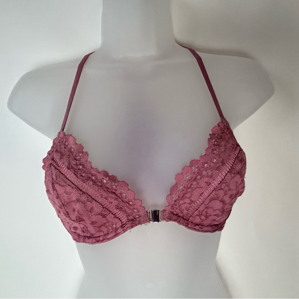 Victoria's Secret Lacy Pink Bra‎ 32C